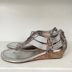 Donald Pliner Women’s Dori Natural Cork Leather Sandals Wedge Heel size 10